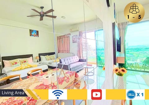 Bed, TV and multimedia, Living room, Photo of the whole room, Seating area, Bedroom