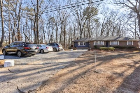 Charming renovated 4B Ranch Apartment in Mableton