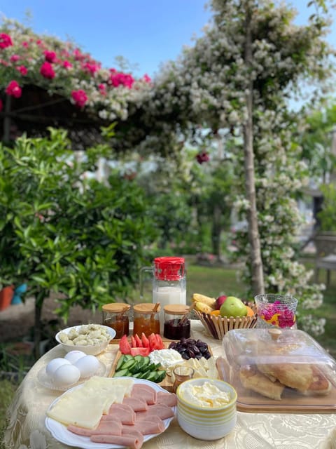 Guest House Miracle Garden Villa in Vlorë