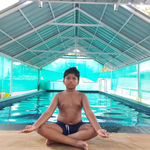 Day, People, Pool view, Swimming pool