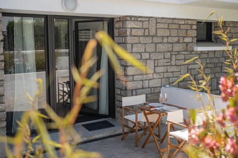 Berder - T2 - 10 min gare - terrasse - parking - linge inclus Apartment in Vannes