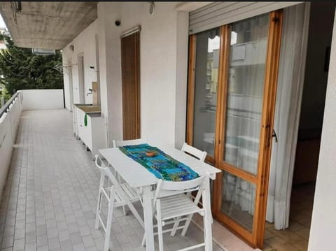 Property building, Balcony/Terrace