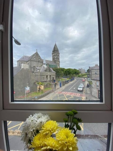 Fantastic City Centre Property in Sligo House in Sligo