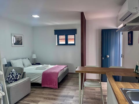 Dining area, Bedroom