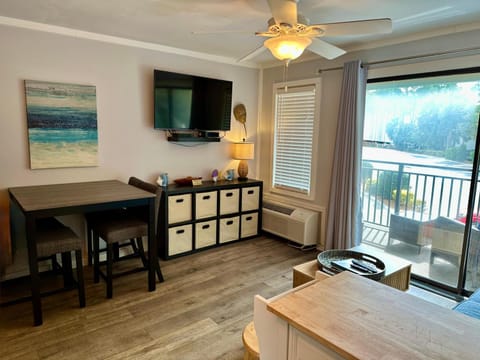 Seaside 185 House in South Forest Beach