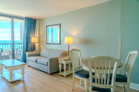 Oceanfront 1BR Suite! Perfect For 8 Guests!- Pinnacle Tower 1456 House in Myrtle Beach