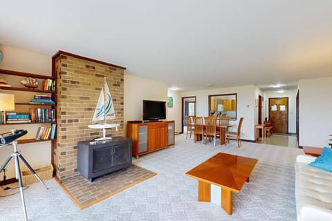 Port Ludlow Resort Condo 2 Apartment in Port Ludlow