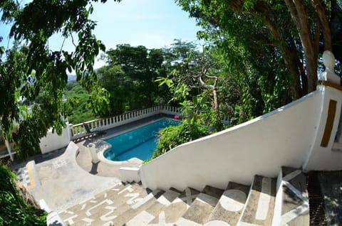 Swimming pool, Swimming pool