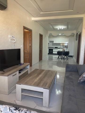 Living room, Seating area, Dining area, Evening entertainment