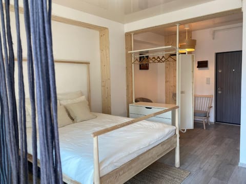 Bed, Photo of the whole room, Bedroom, wardrobe