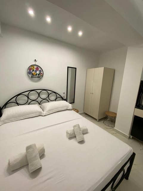 Kejsi Studios Apartment in Ksamil