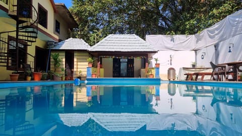 Pool view, Swimming pool