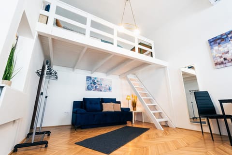 Living room, Photo of the whole room