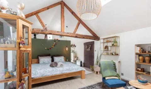 Photo of the whole room