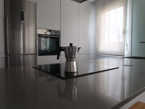 Coffee/tea facilities, Kitchen or kitchenette