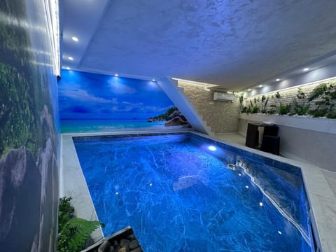 Pool view, Swimming pool