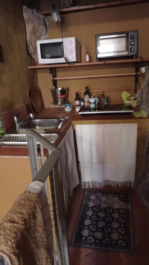 Via VARESE 9C Apartment in Castagneto Carducci