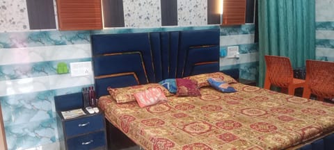 Property building, Seating area