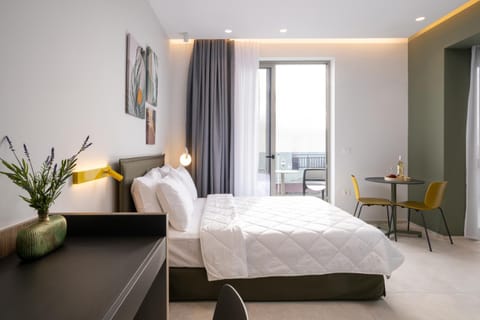 Bed, Living room, Photo of the whole room, Seating area, Bedroom, hair dresser