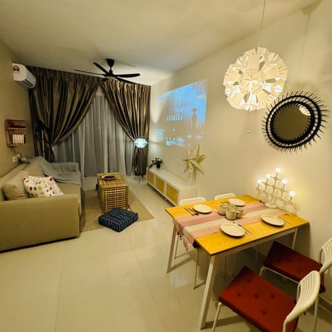 Living room, Seating area, Dining area, air conditioner
