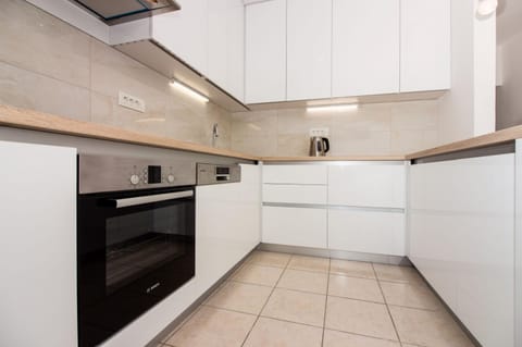 Apartments Leon Apartment in Podstrana