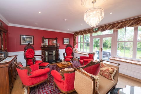 Living room, Lounge or bar, Seating area