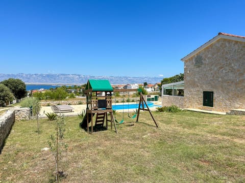 Patio, Garden, Garden view