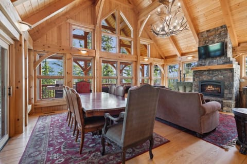 Rested Ridge Ski Haus House in Whitefish
