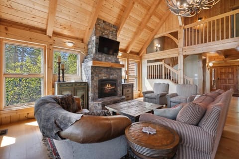 Rested Ridge Ski Haus House in Whitefish