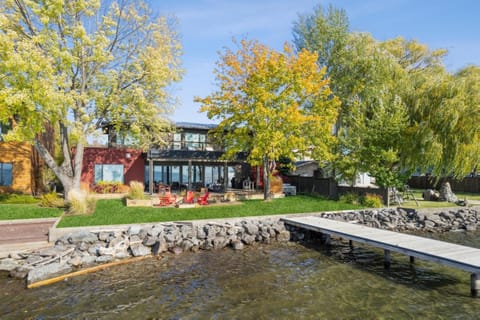 Rivers End Lake House House in Bigfork
