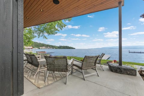 Swan Lake House House in Bigfork