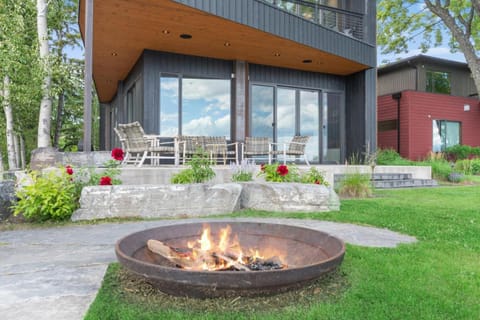 Swan Lake House House in Bigfork