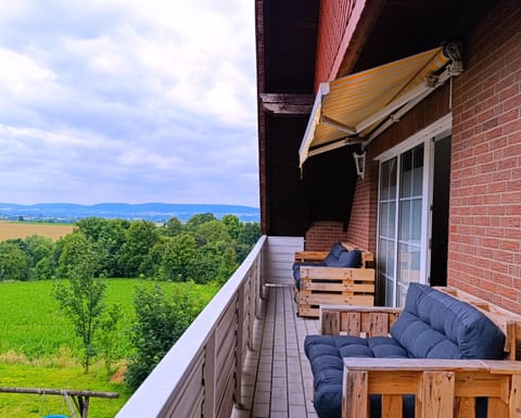 Natural landscape, View (from property/room), Balcony/Terrace, Seating area