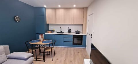 Coffee/tea facilities, Kitchen or kitchenette, Living room, Dining area, pet friendly, stove