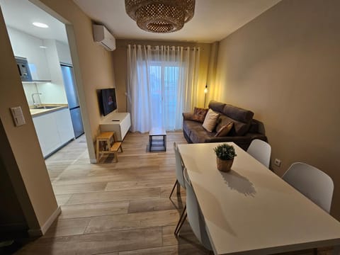 TV and multimedia, Dining area