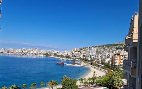 City view, Sea view