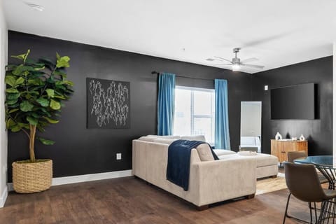 The Hollywood Suite The Gulch Apartment in The Gulch