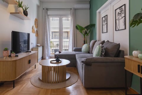 TV and multimedia, Seating area