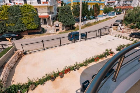 Vila Lani Apartment in Ksamil