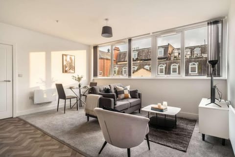 Modern 1 Bed Apartment in Central Wrexham Apartment in Wrexham