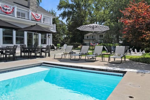 Lamb Guest House in South Haven