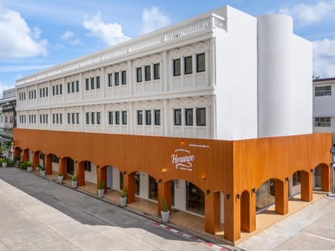 Property building, Facade/entrance, Day, Bird's eye view, Logo/Certificate/Sign