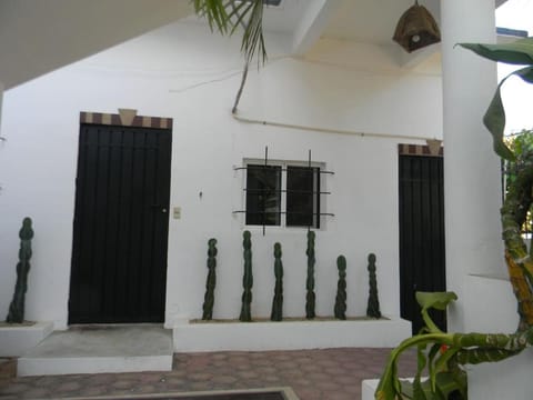 Casa Vista Al Mar - Iguana Room House in Brisas de Zicatela