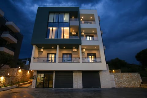 Property building, Night, View (from property/room)