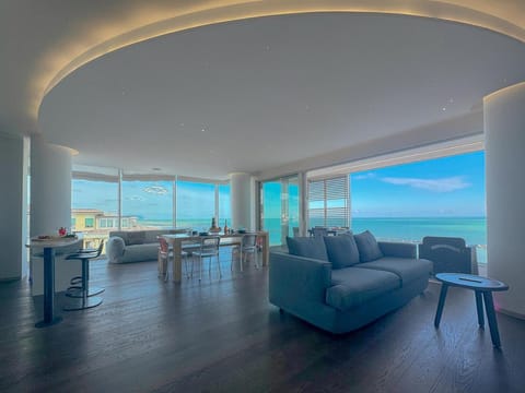 Luxury Seafront Apartment, Parking and Beach by Host Hero Apartment in Civitanova Marche