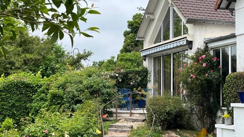 Balcony/Terrace, Garden view