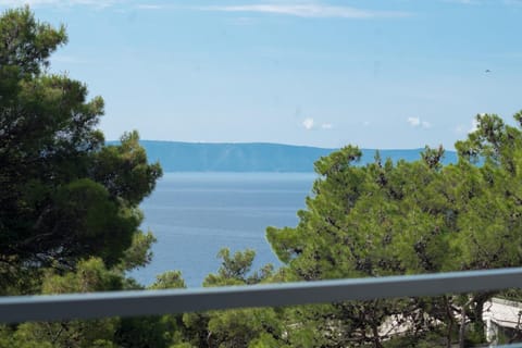 Nearby landmark, Natural landscape, Sea view