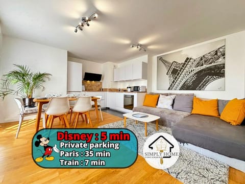 Property logo or sign, TV and multimedia, Kitchen or kitchenette, Living room, Seating area, Dining area, oven, stove