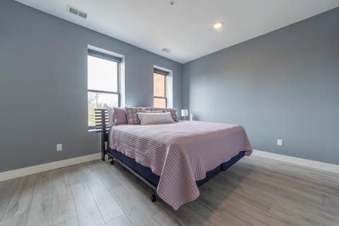 Brand new apartment in Downtown Fennville! House in Fennville