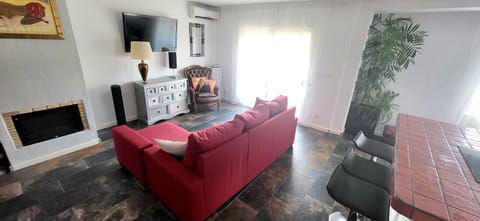 Cosy 2 bedroom apartment on 5 floor with balcony in the centre of Denia near the playa- SPAIN Apartment in Dénia